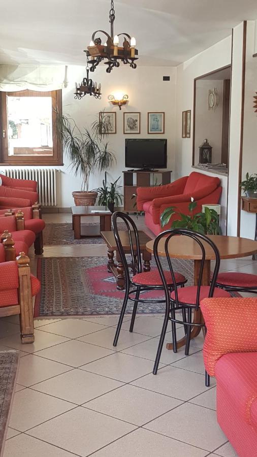 Hotel Pineta Ponte di Legno Kültér fotó